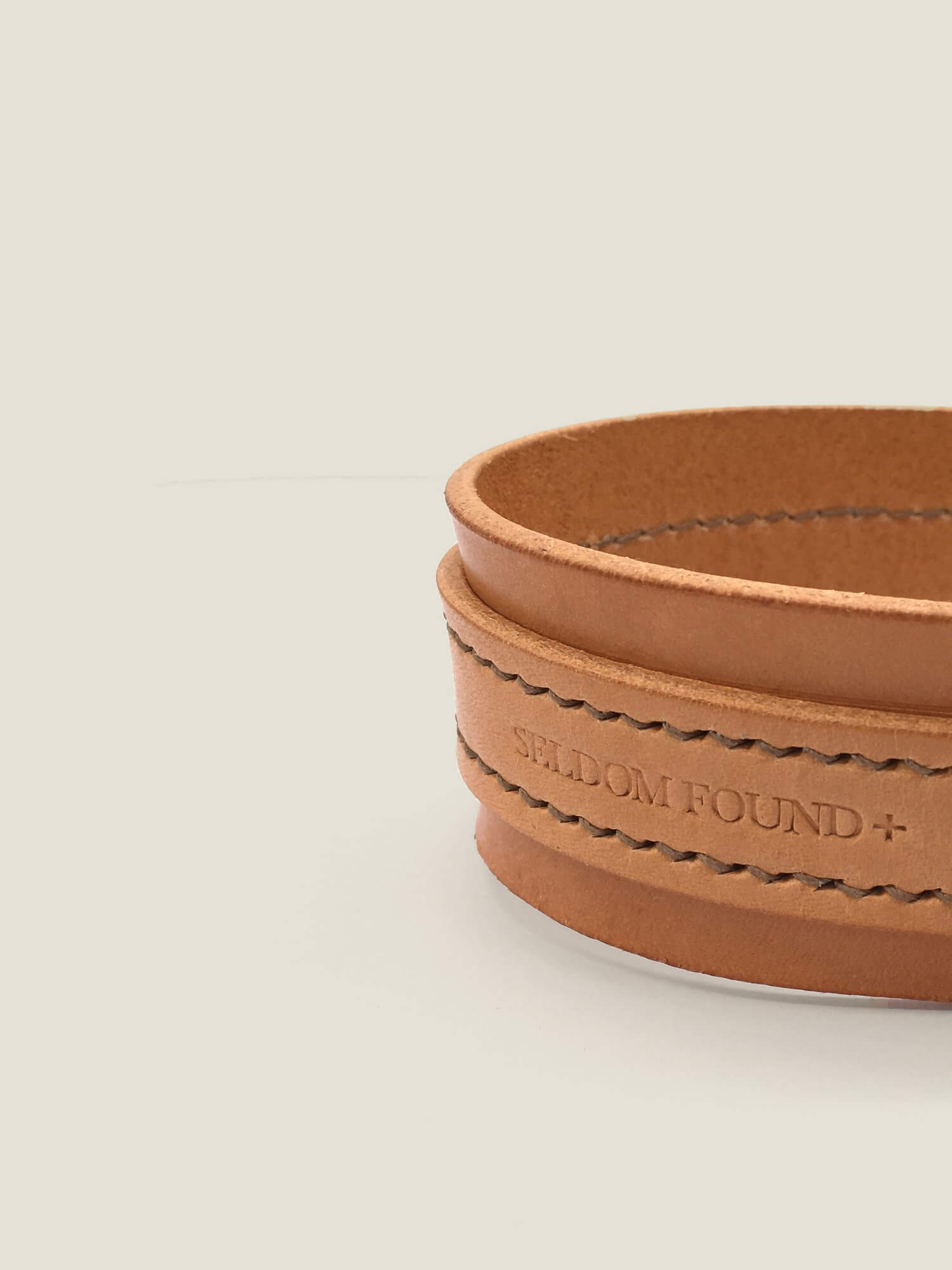 The “Artisan 002” Leather Sighthound Dog Collar – by Seldom Found-3